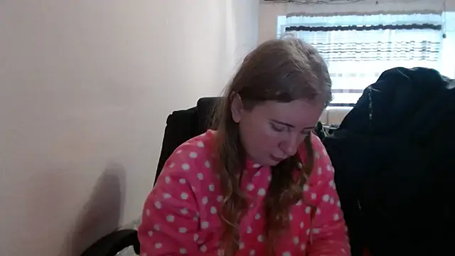 Snapshot of PeterAndJen chatting on January 2026 07:55:01 AM PeterAndJen online show from January 2026 07:55:01 AM