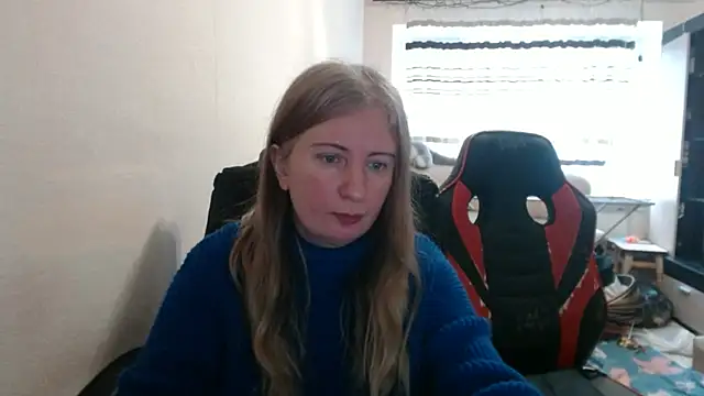 Snapshot of PeterAndJen chatting on January 2026 09:15:02 AM PeterAndJen online show from January 2026 09:15:02 AM