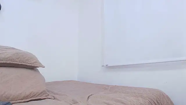 timkerbell  online show from November 2025 07:15:01 PM