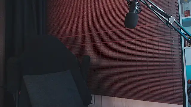 Snapshot of Artemis_Kazttman chatting on March 2025 04:01:02 PM Artemis Kazttman online show from March 2025 04:01:02 PM