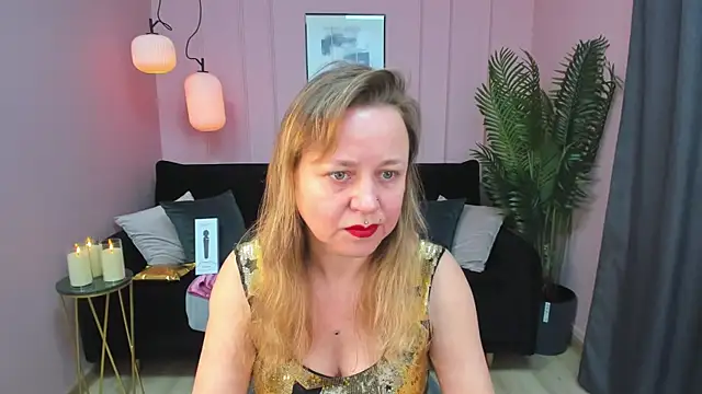 Snapshot of GabrielGold chatting on December 2024 08:32:01 PM GabrielGold online show from December 2024 08:32:01 PM