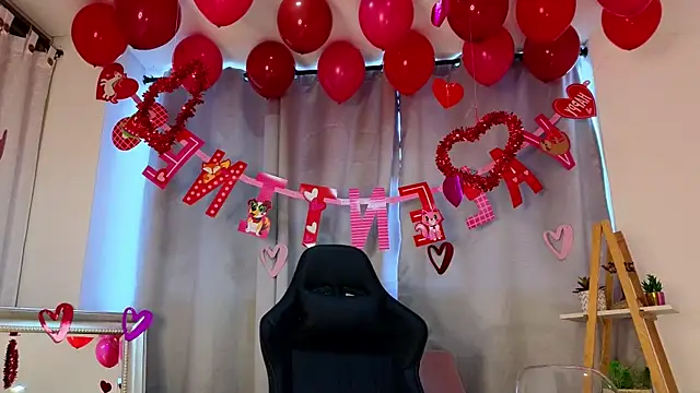 bella  adams online show from February 2025 10:14:02 PM