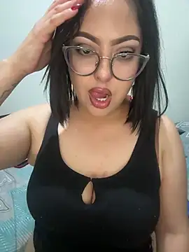 MileyGia online show from April 2026 01:43:02 AM