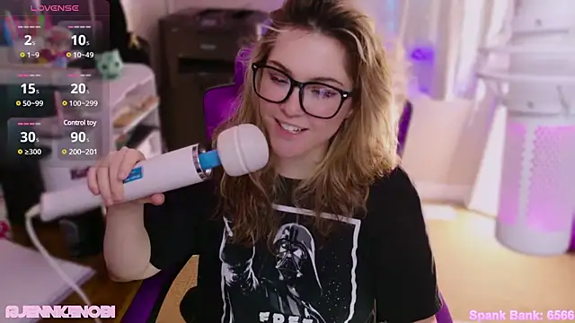 JennKenobi online show from February 2025 05:15:02 PM