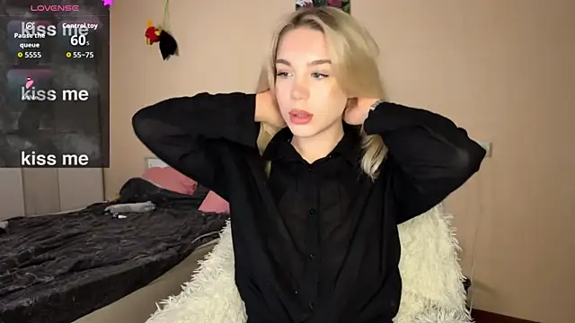 ariashaa online show from October 2025 02:13:02 PM