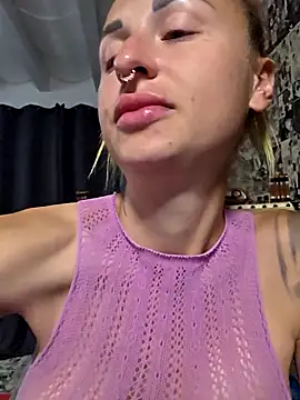 Snapshot of kylie_blck chatting on April 2026 07:29:02 PM kylie blck online show from April 2026 07:29:02 PM