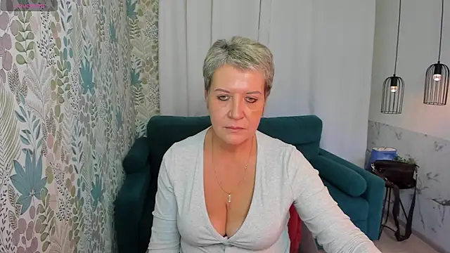 KathySunn online show from December 2024 01:28:02 PM