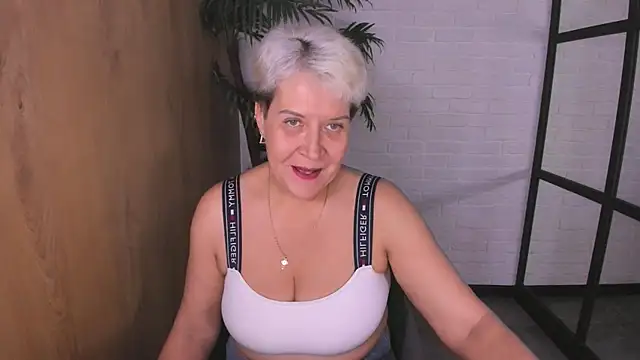 KathySunn online show from April 2026 01:26:01 PM