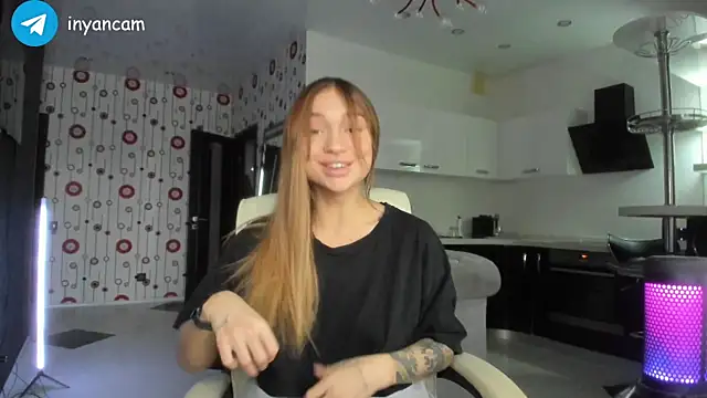  in yan online show from December 2024 04:07:02 AM