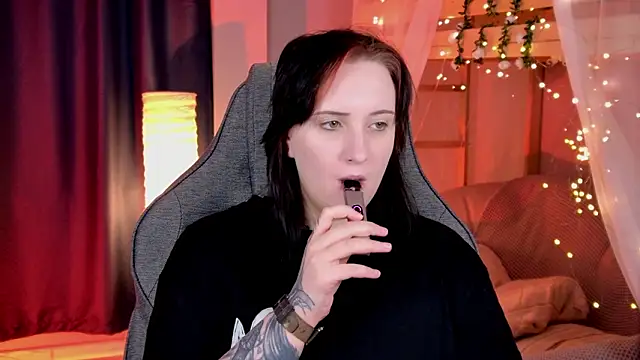 AsheLucker online show from March 2026 01:23:01 AM