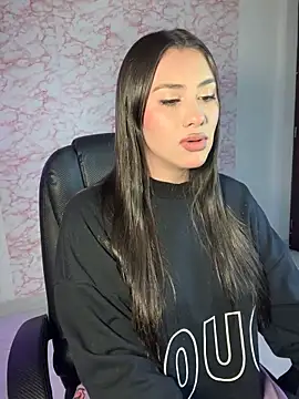 Ambar pe  online show from December 2025 02:42:01 AM