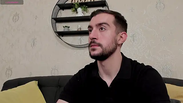 Snapshot of Dylan_Best chatting on February 2026 01:17:01 AM Dylan Best online show from February 2026 01:17:01 AM