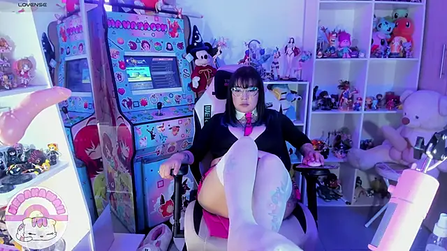 Snapshot of meda_kawaii_ chatting on February 2025 09:02:01 PM meda kawaii online show from February 2025 09:02:01 PM