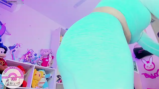 Snapshot of meda_kawaii_ chatting on March 2025 06:50:02 AM meda kawaii online show from March 2025 06:50:02 AM