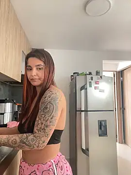 Sarah Jhonson online show from April 2026 03:27:01 PM