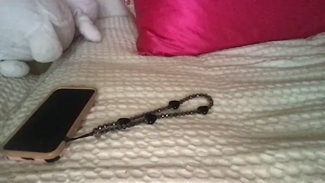 Snapshot of HYPHYtype chatting on February 2025 12:54:01 AM HYPHYtype online show from February 2025 12:54:01 AM