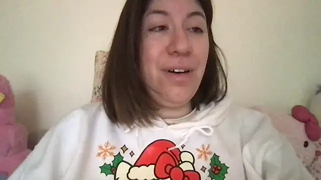 Snapshot of HYPHYtype chatting on November 2025 08:41:02 PM HYPHYtype online show from November 2025 08:41:02 PM