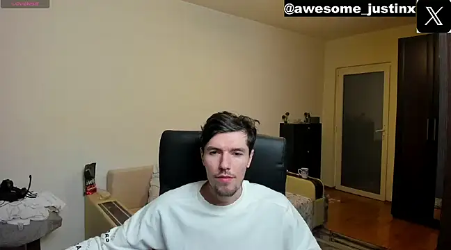 awesomejustin online show from December 2024 11:45:02 AM