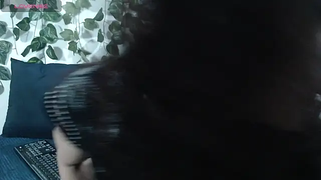 ariana sanz1 online show from November 2025 12:04:02 PM