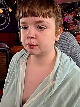 Snapshot of VelvetDiablo chatting on January 2026 12:48:01 AM VelvetDiablo online show from January 2026 12:48:01 AM