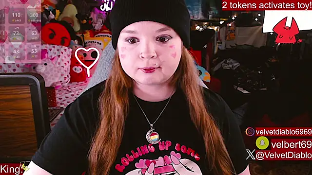 Snapshot of VelvetDiablo chatting on February 2026 01:11:02 AM VelvetDiablo online show from February 2026 01:11:02 AM