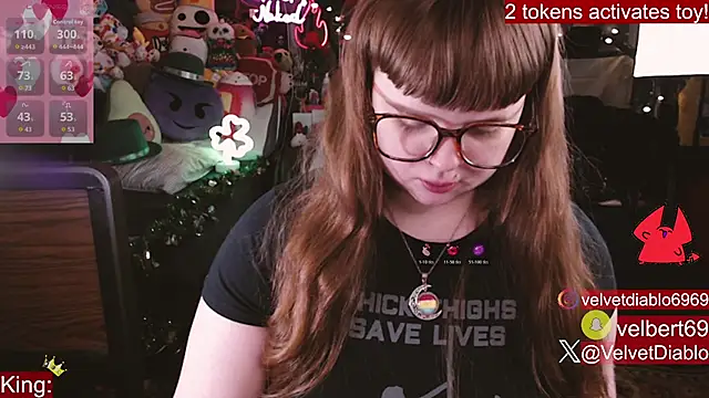 Snapshot of VelvetDiablo chatting on February 2026 01:25:02 AM VelvetDiablo online show from February 2026 01:25:02 AM