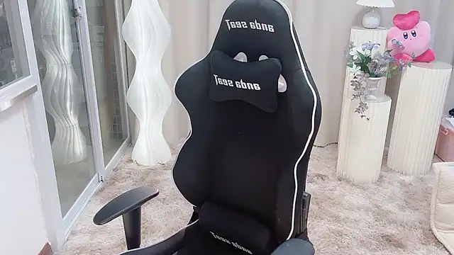 Happy Kitty online show from March 2025 04:24:02 PM