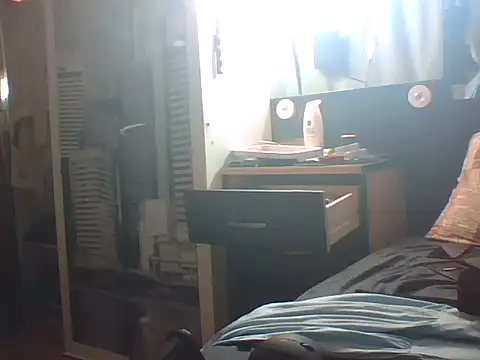 Snapshot of slutviki chatting on March 2026 01:06:02 PM slutviki online show from March 2026 01:06:02 PM