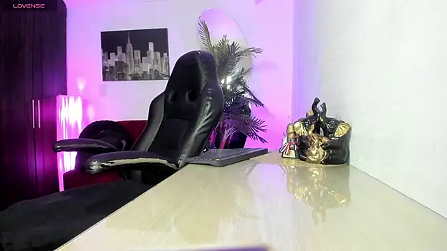 Amaia Bushida online show from October 2025 02:09:01 AM