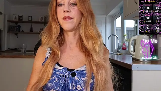 Snapshot of stripmequick chatting on June 2026 09:21:02 AM stripmequick online show from June 2026 09:21:02 AM
