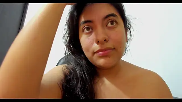 Snapshot of emilysex_118 chatting on April 2026 12:19:02 AM emilysex 118 online show from April 2026 12:19:02 AM