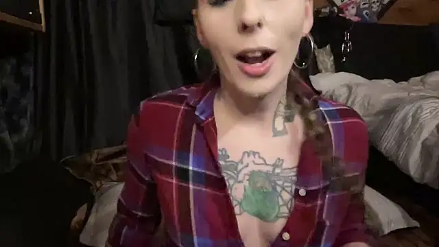 Snapshot of TeenyDoll chatting on February 2026 03:44:02 AM TeenyDoll online show from February 2026 03:44:02 AM