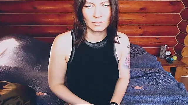 Snapshot of Platina_Fox chatting on February 2025 06:36:02 AM Platina Fox online show from February 2025 06:36:02 AM