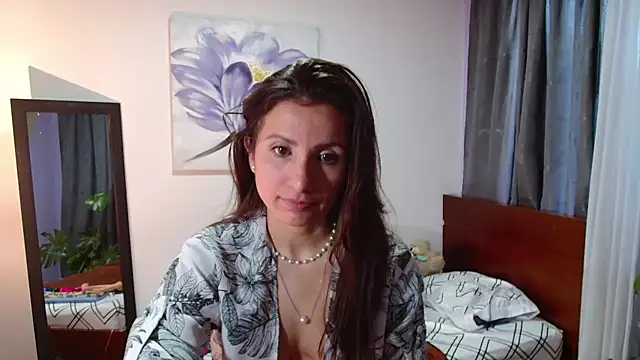 vanessabrown  online show from February 2025 09:29:02 PM