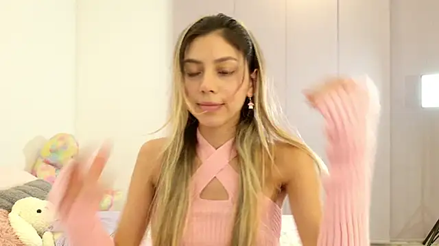 Snapshot of Sensualtease chatting on February 2025 02:17:02 AM Sensualtease online show from February 2025 02:17:02 AM