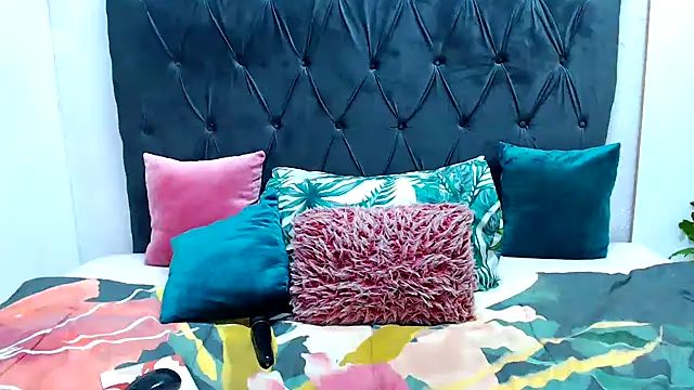 AvaOcean online show from September 2025 03:32:02 AM