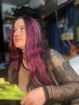 Snapshot of 1-800-FUCKYOU chatting on January 2025 06:22:01 AM 1-800-FUCKYOU online show from January 2025 06:22:01 AM