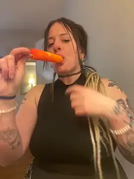 Snapshot of 1-800-FUCKYOU chatting on February 2025 06:39:01 AM 1-800-FUCKYOU online show from February 2025 06:39:01 AM