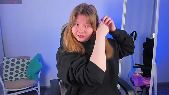 Vivian cutie online show from February 2025 03:31:02 PM