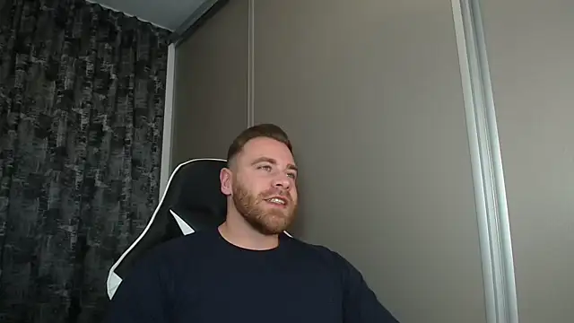 Thori92 online show from October 2025 04:57:01 PM