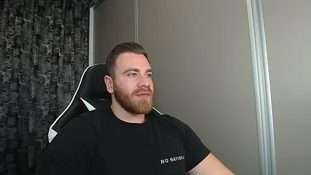 Thori92 online show from December 2025 03:07:02 PM