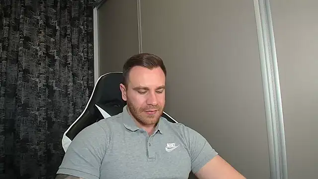 Thori92 online show from March 2026 07:41:02 PM