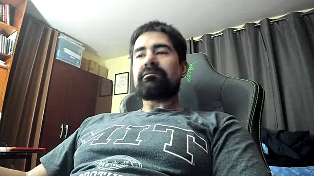 Snapshot of VonDoomdelToro chatting on December 2024 09:39:02 AM VonDoomdelToro online show from December 2024 09:39:02 AM