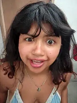 Peach Girll online show from January 2025 02:08:02 PM