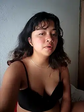 Peach Girll online show from March 2025 07:04:02 PM