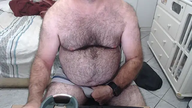 MysterBearMG online show from April 2026 03:28:02 AM