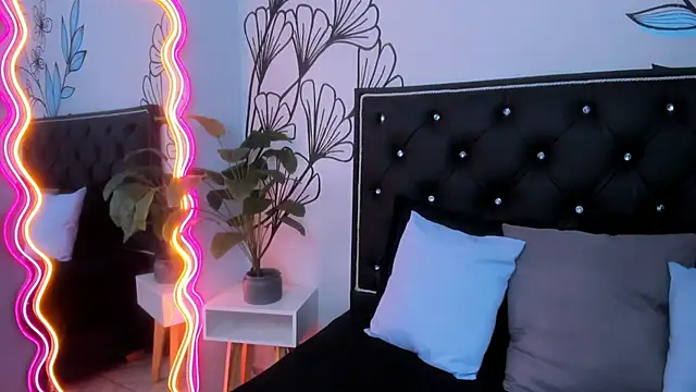 Sweet Ariadna  online show from March 2026 12:11:01 PM