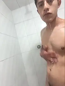 KevinCrz online show from October 2025 06:13:02 AM