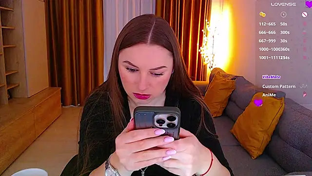  Mia Adams online show from November 2025 07:41:02 AM