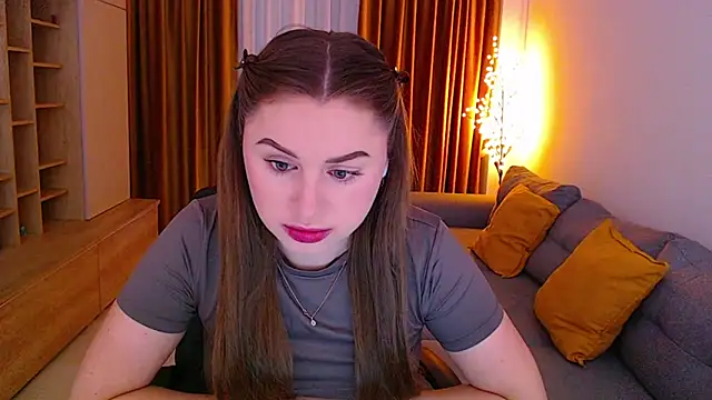 Snapshot of _Mia_Adams chatting on April 2026 06:47:02 AM Mia Adams online show from April 2026 06:47:02 AM